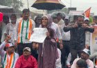 "Save My Future... The Country Needs Books, Not a Tea Seller !