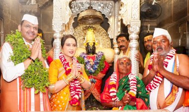 Chief Minister Devendra Fadnavis Performs Official Maha Puja of Lord Vitthal and Goddess Rukmini on Ashadhi Ekadashi