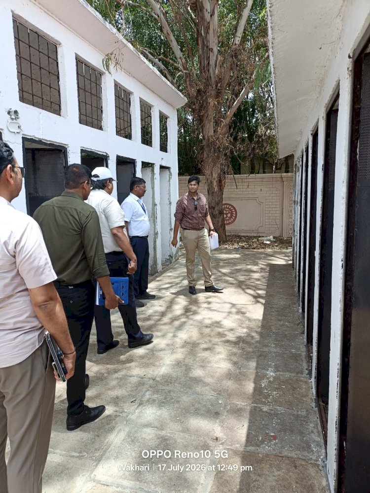 District Collector S. Karthikeyan Inspects Chandrabhaga Riverbed and Toilets in Pandharpur