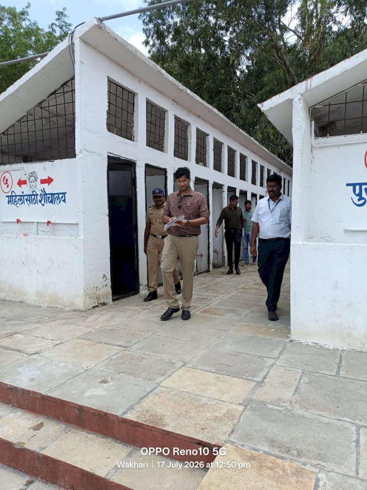District Collector S. Karthikeyan Inspects Chandrabhaga Riverbed and Toilets in Pandharpur